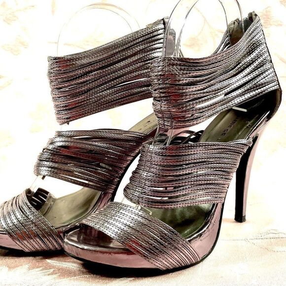 CHINESE LAUNDRY LET’s GO STRAPPY BACK ZIP 7.5 - Picture 1 of 6